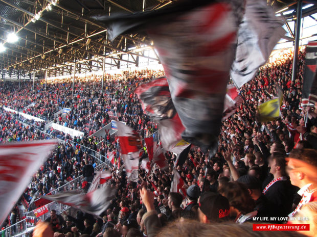 2015_04_18_Augsburg-VfB_38